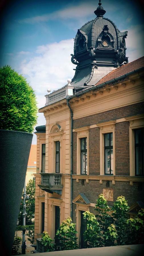 Goodmood Apartment Debrecen Eksteriør billede